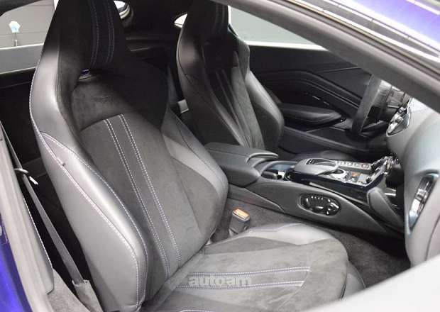 Aston Martin V8 Vantage