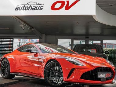 Aston Martin V8  2025 