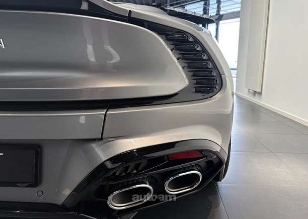 Aston Martin Vanguish