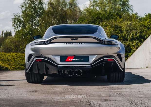 Aston Martin V 12 Vanguish