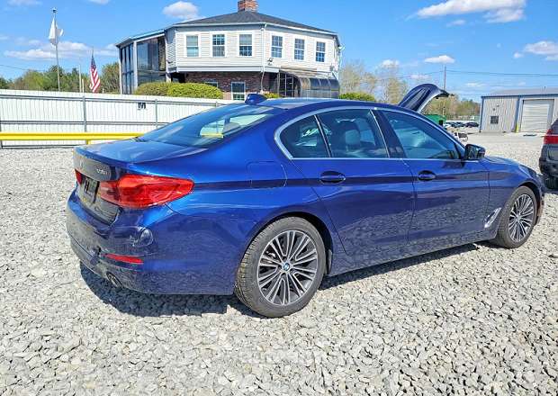 BMW 530
