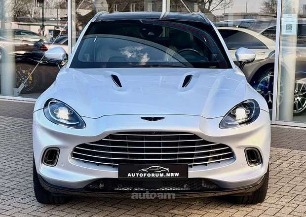 Aston Martin DBX