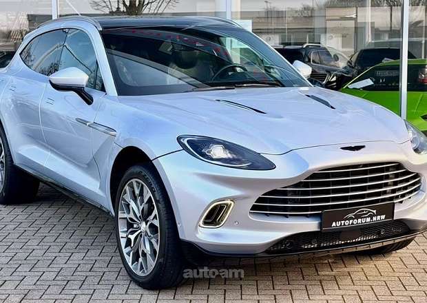 Aston Martin DBX
