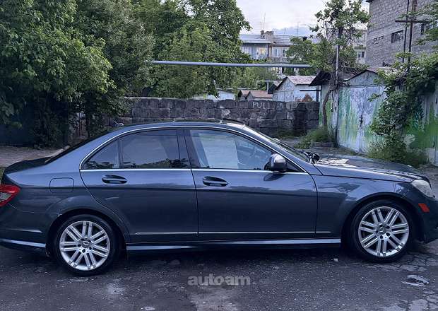 Mercedes-Benz C 300