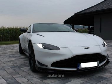 Aston Martin V8 Vantage  2023 