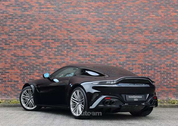 Aston Martin V8 Vantage