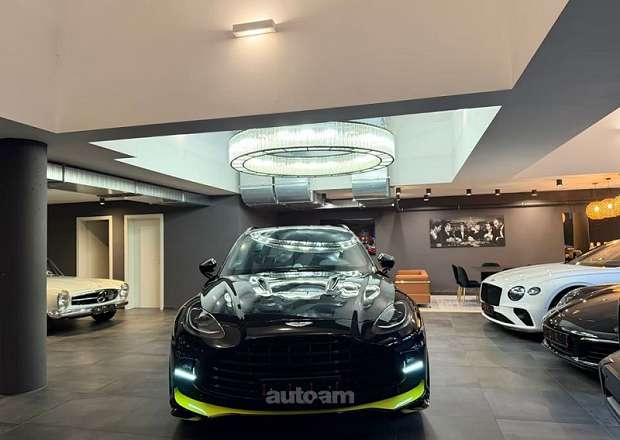 Aston Martin DBX