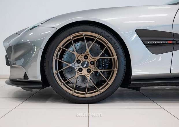 Aston Martin Vanguish
