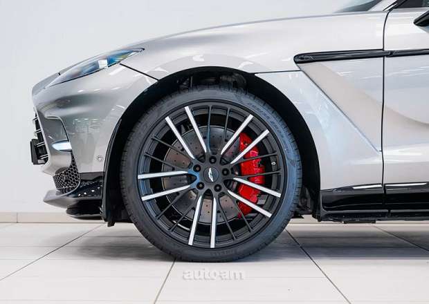 Aston Martin DBX