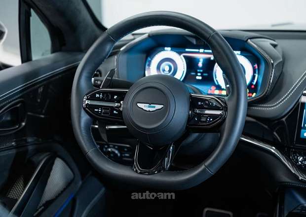 Aston Martin DBX