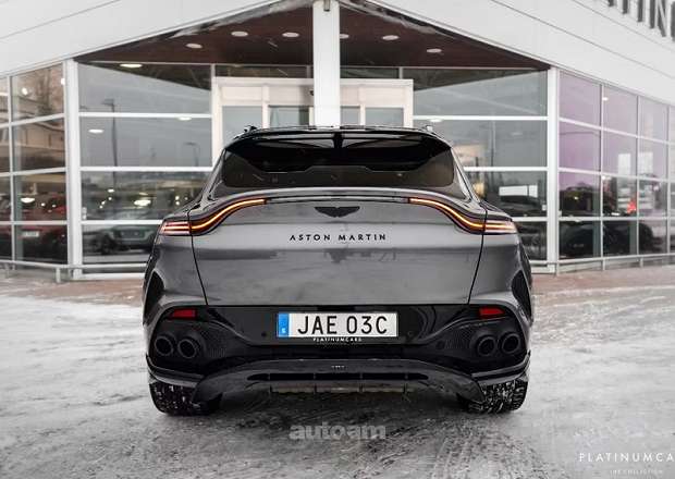 Aston Martin DBX