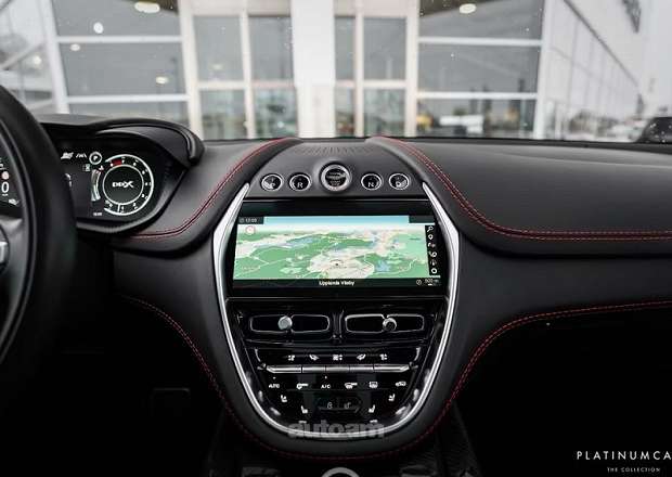 Aston Martin DBX