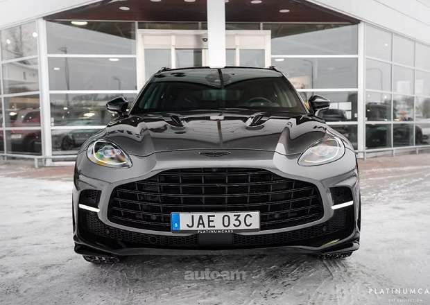 Aston Martin DBX