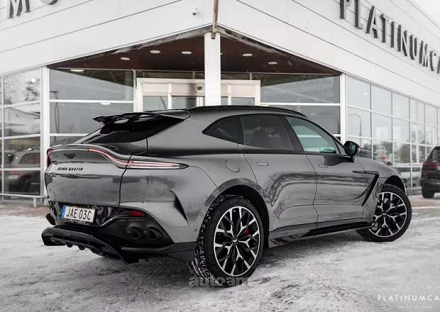 Aston Martin DBX