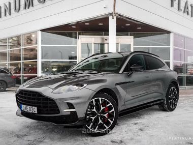 Aston Martin DBX  2022 