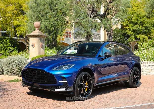 Aston Martin DBX