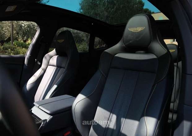 Aston Martin DBX