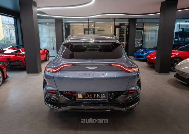 Aston Martin DBX