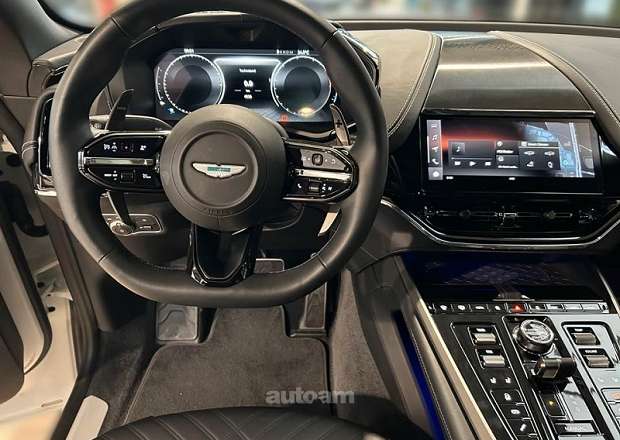 Aston Martin DBX
