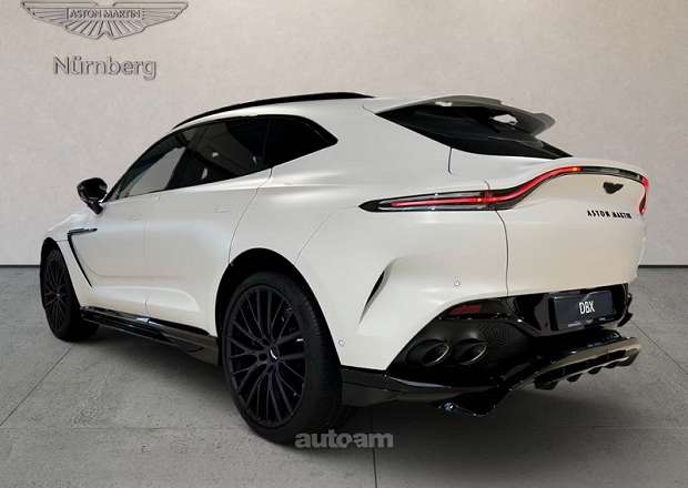 Aston Martin DBX
