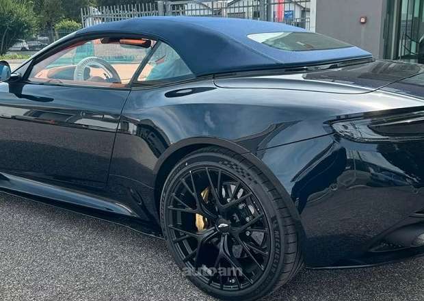 Aston Martin V8 Vantage