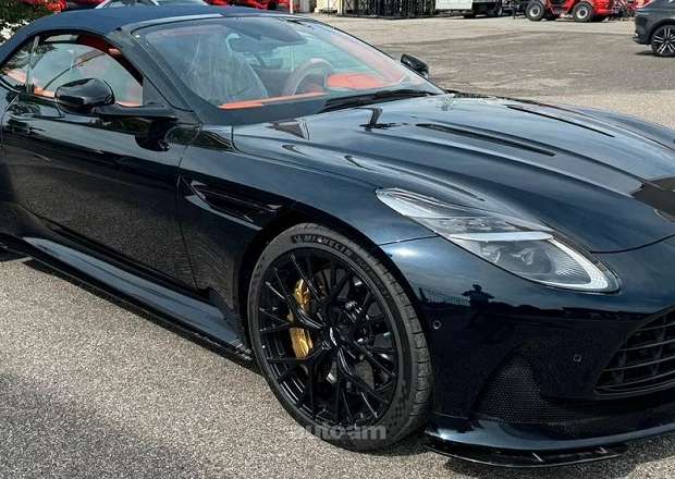 Aston Martin V8 Vantage