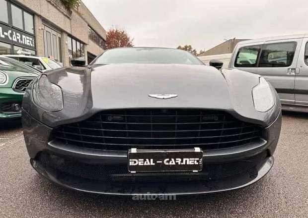 Aston Martin DB11