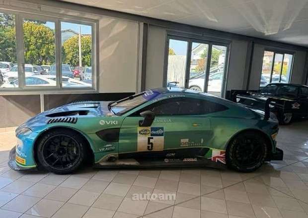 Aston Martin V8 Vantage