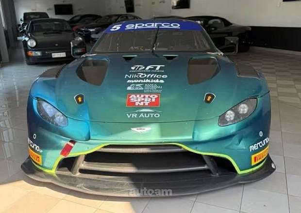 Aston Martin V8 Vantage