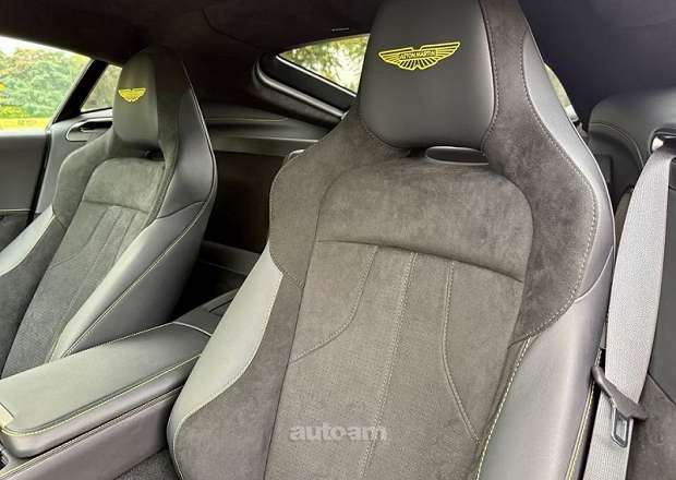 Aston Martin Vantage