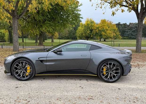 Aston Martin Vantage