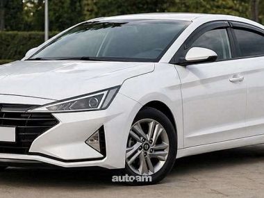 Hyundai Elantra  2019 