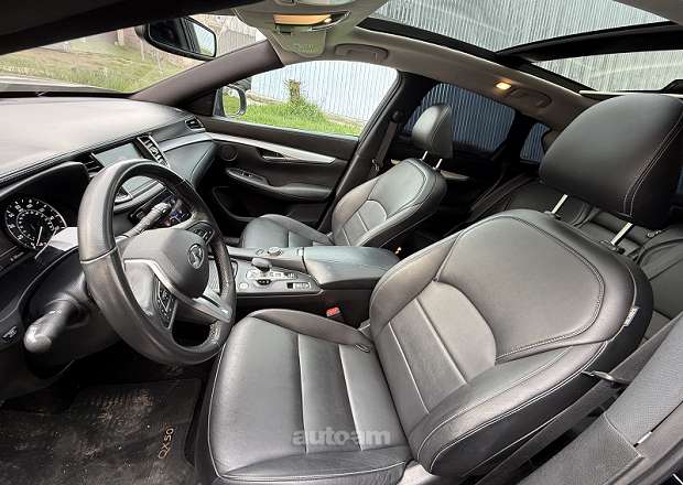 Infiniti QX50