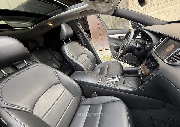 Infiniti QX50