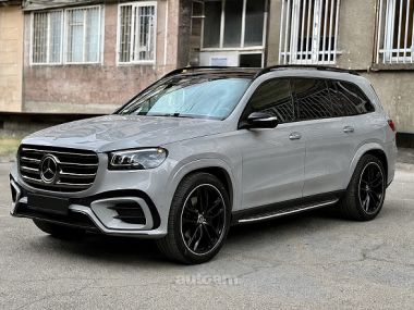 Mercedes-Benz GLS 450  2023 