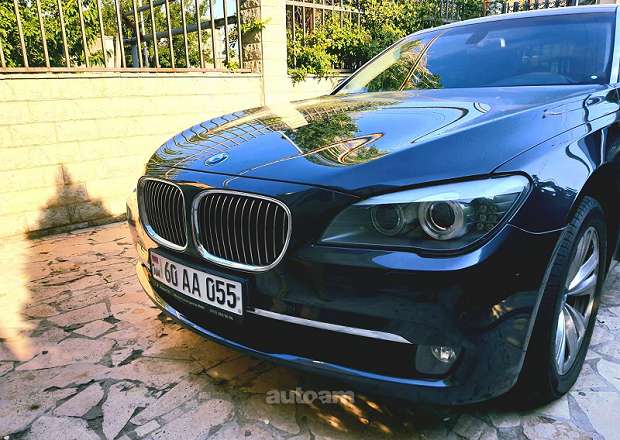 BMW 730