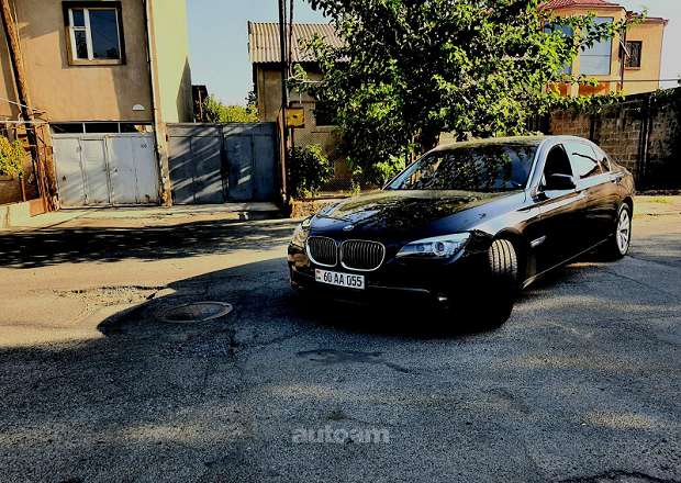 BMW 730