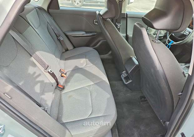 Kia K4