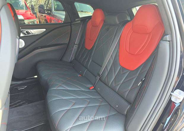 BMW XM