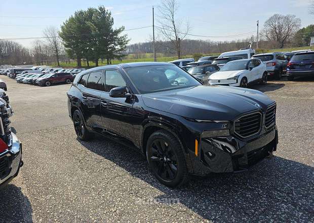 BMW XM