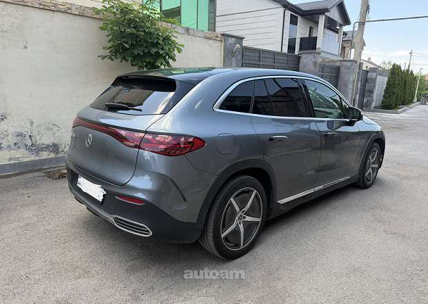 Mercedes-Benz EQE SUV