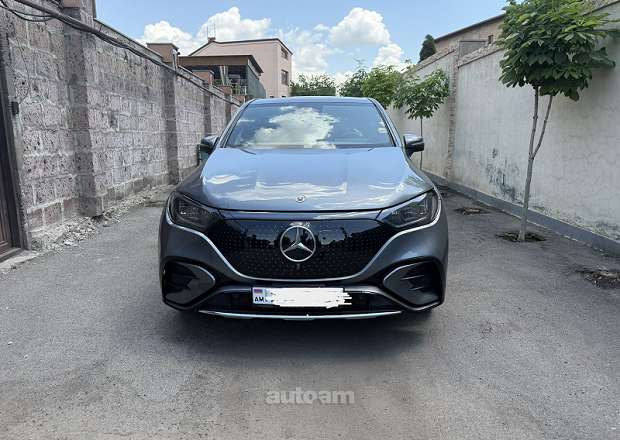 Mercedes-Benz EQE SUV