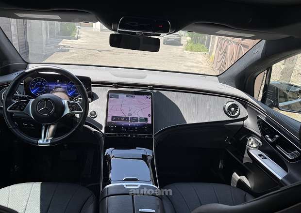 Mercedes-Benz EQE SUV