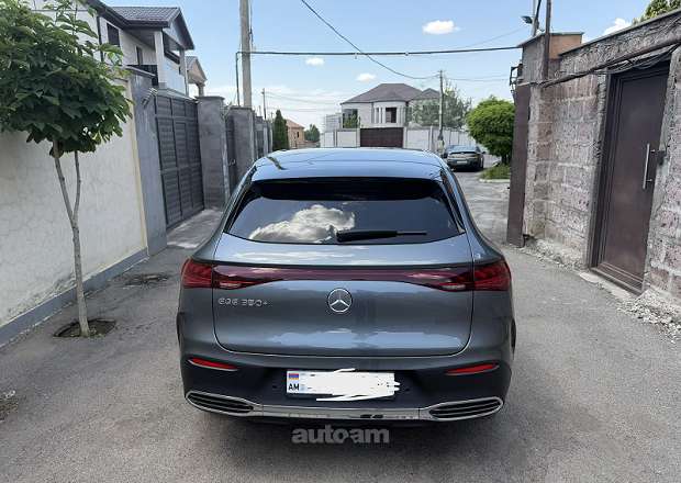 Mercedes-Benz EQE SUV
