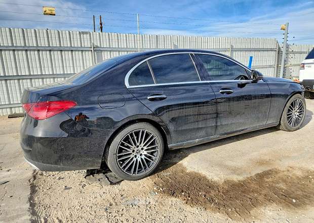 Mercedes-Benz C 300