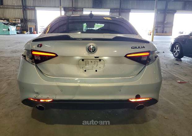 Alfa Romeo Giulia