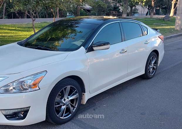Nissan Altima 2013 — լուսանկար 2