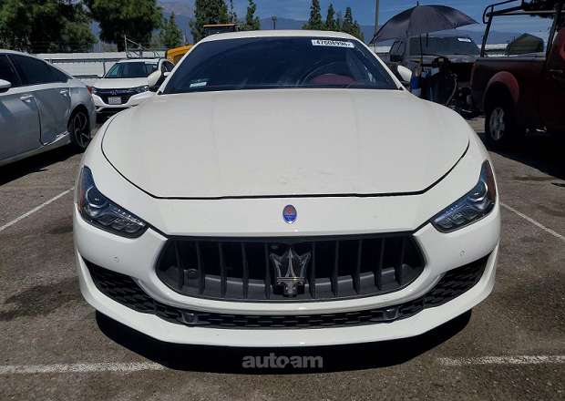 Maserati Ghibli