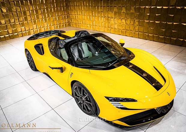 Ferrari SF90