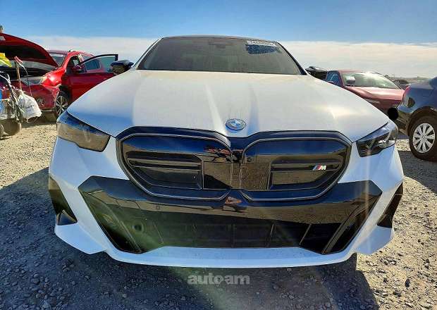BMW i5